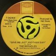 THE MIRACLES / GIVE ME JUST ANOTHER DAY