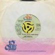 CARL DOUGLAS - I WANT TO GIVE YOU MY EVERYTHING (STEREO) / I WANT TO GIVE YOU MY EVERYTHING (MONO)