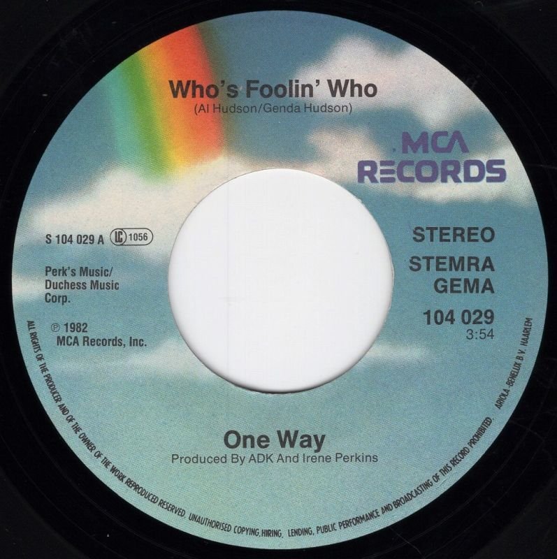 画像2: ONE WAY - WHO'S FOOLIN' WHO / SWEET LADY  (2)