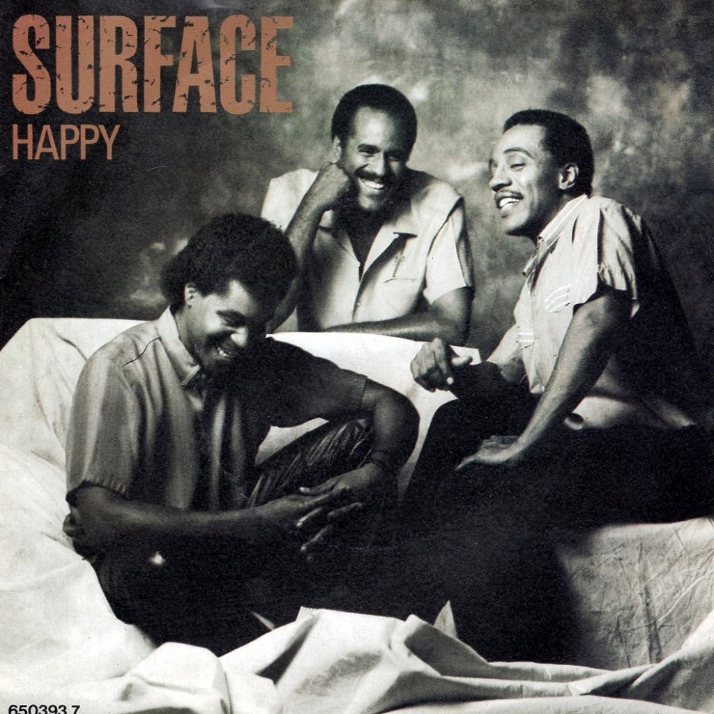 Happy extend. I`m happy because. Песня because i'm happy. Вышивальная машина хэппи 15 игольная. Вышивальная машина happy profi с сенсорным.